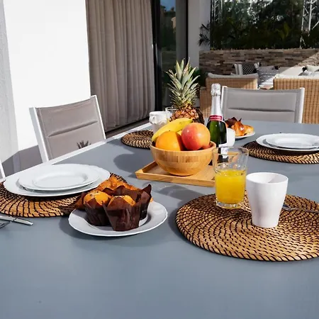Apartamento Deluxe Duplex Con Piscina Privada *