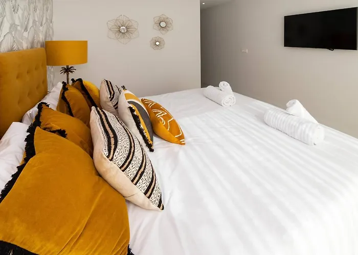 Deluxe Duplex Con Piscina Privada * Marbella